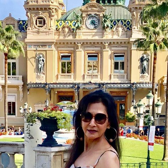 Poshmark profile picture for @kalpana